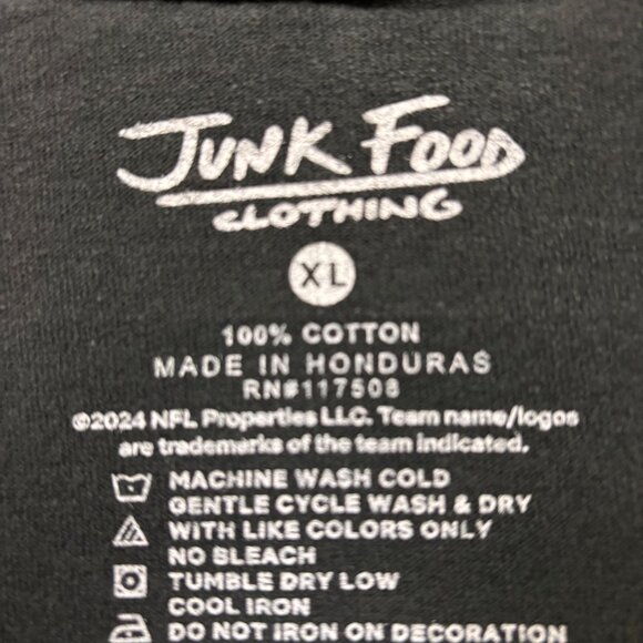 Kansas City Chiefs T-shirt size extra large - Picture 4 of 4